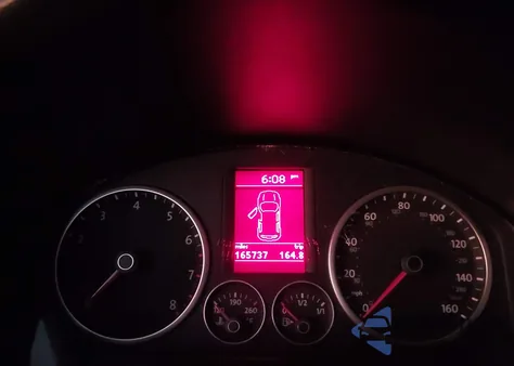 2009 Volkswagen Tiguan S/Se/Sel z USA, uszkodzony, nr VIN WVGAV75N99W003925